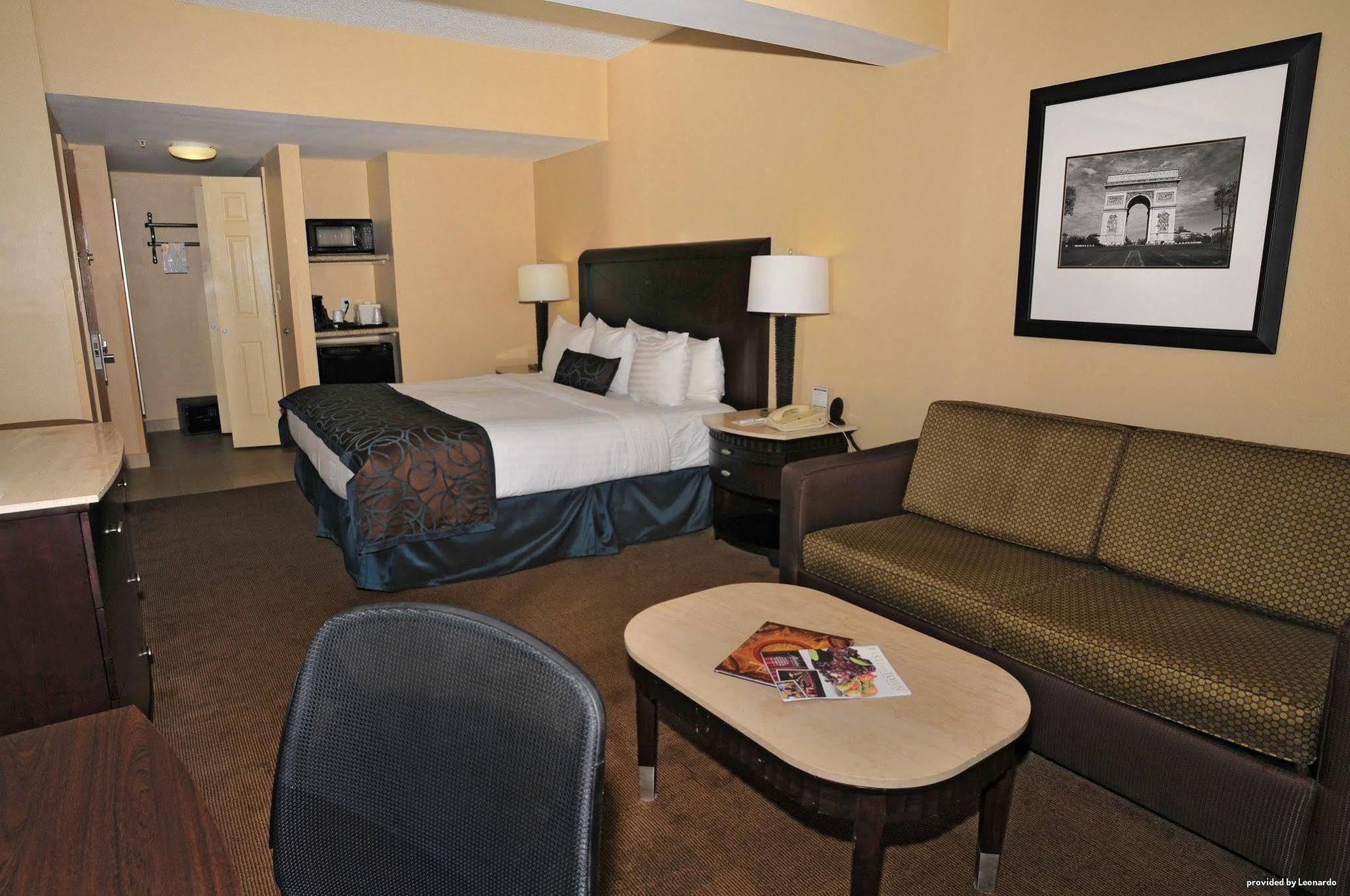 Western Oceanfront Hotel